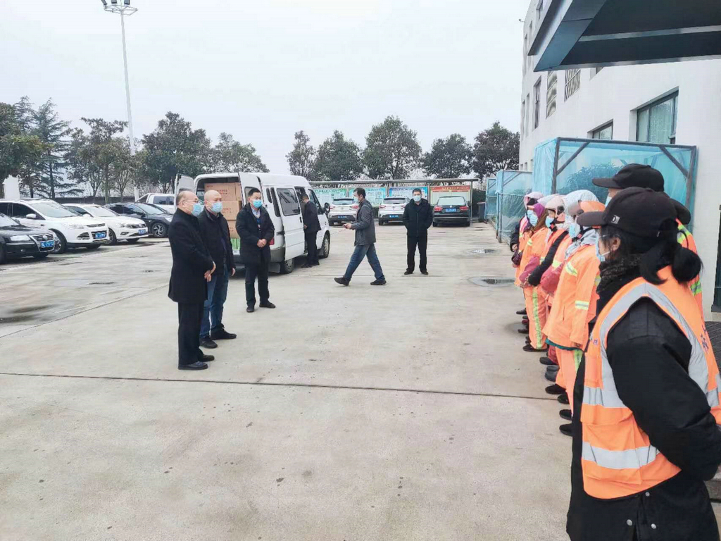 新春送溫暖 情系環衛人 新春送溫暖 情系環衛人