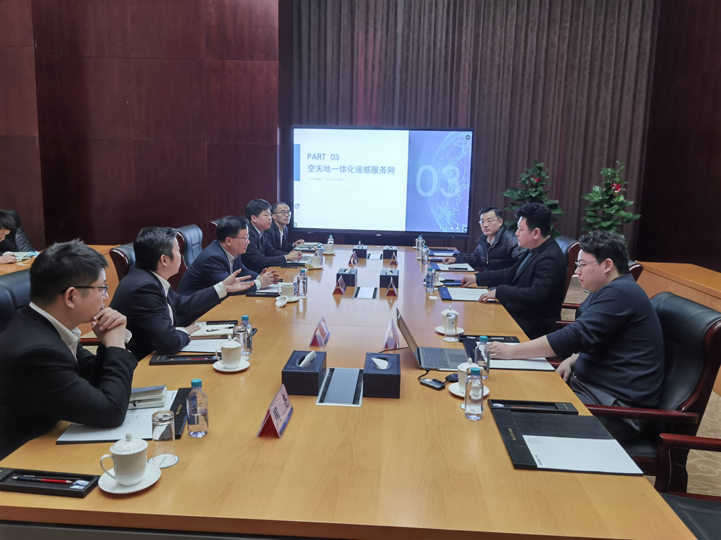 潔晶集團總裁林成彬拜訪浪潮集團 潔晶集團總裁林成彬拜訪浪潮集團